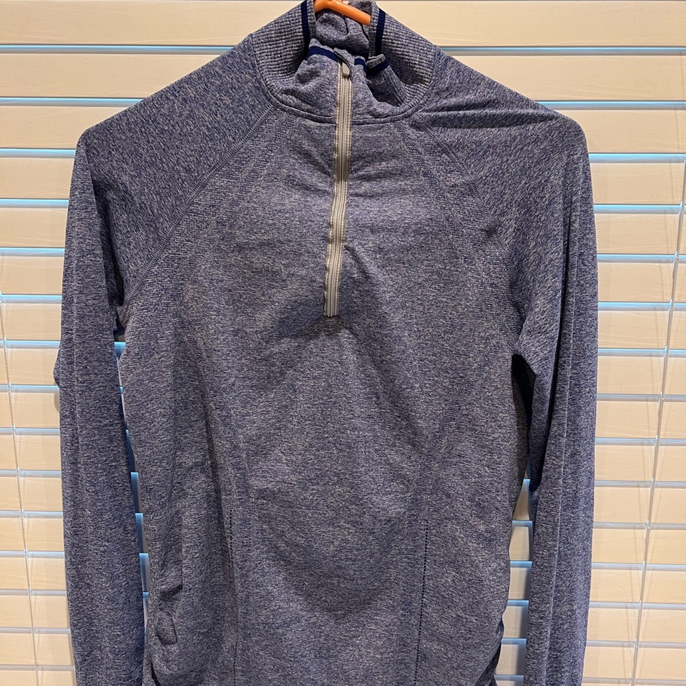 Athleta Work Out Top - image 2